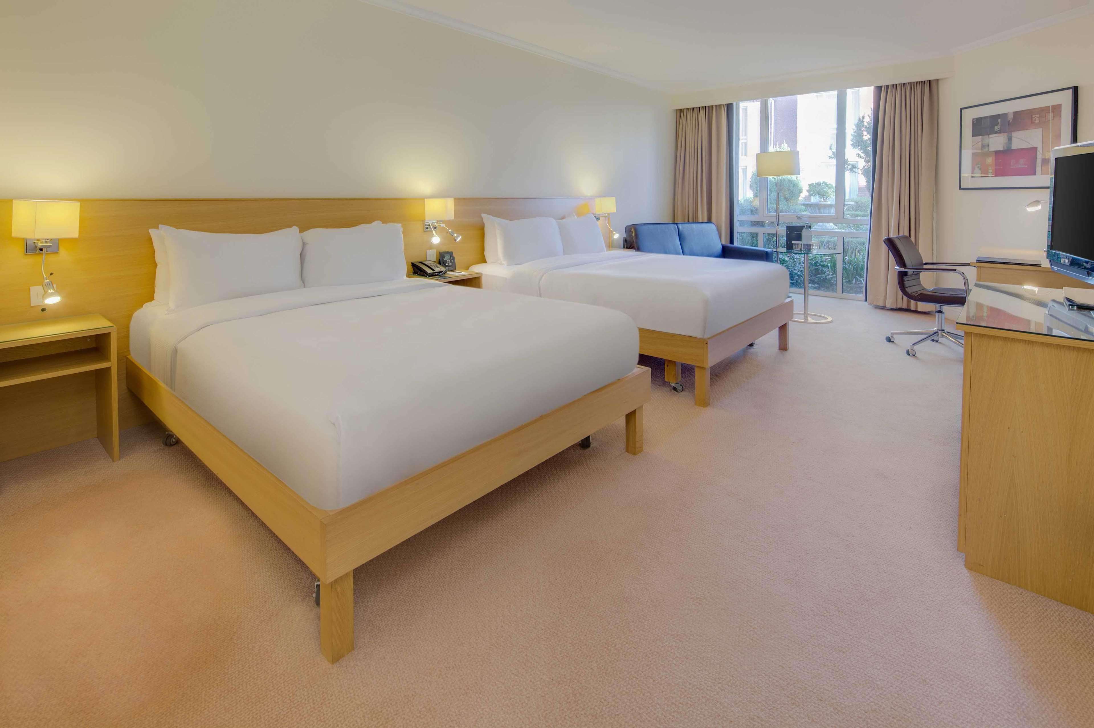 Hilton Northampton Hotel Ngoại thất bức ảnh